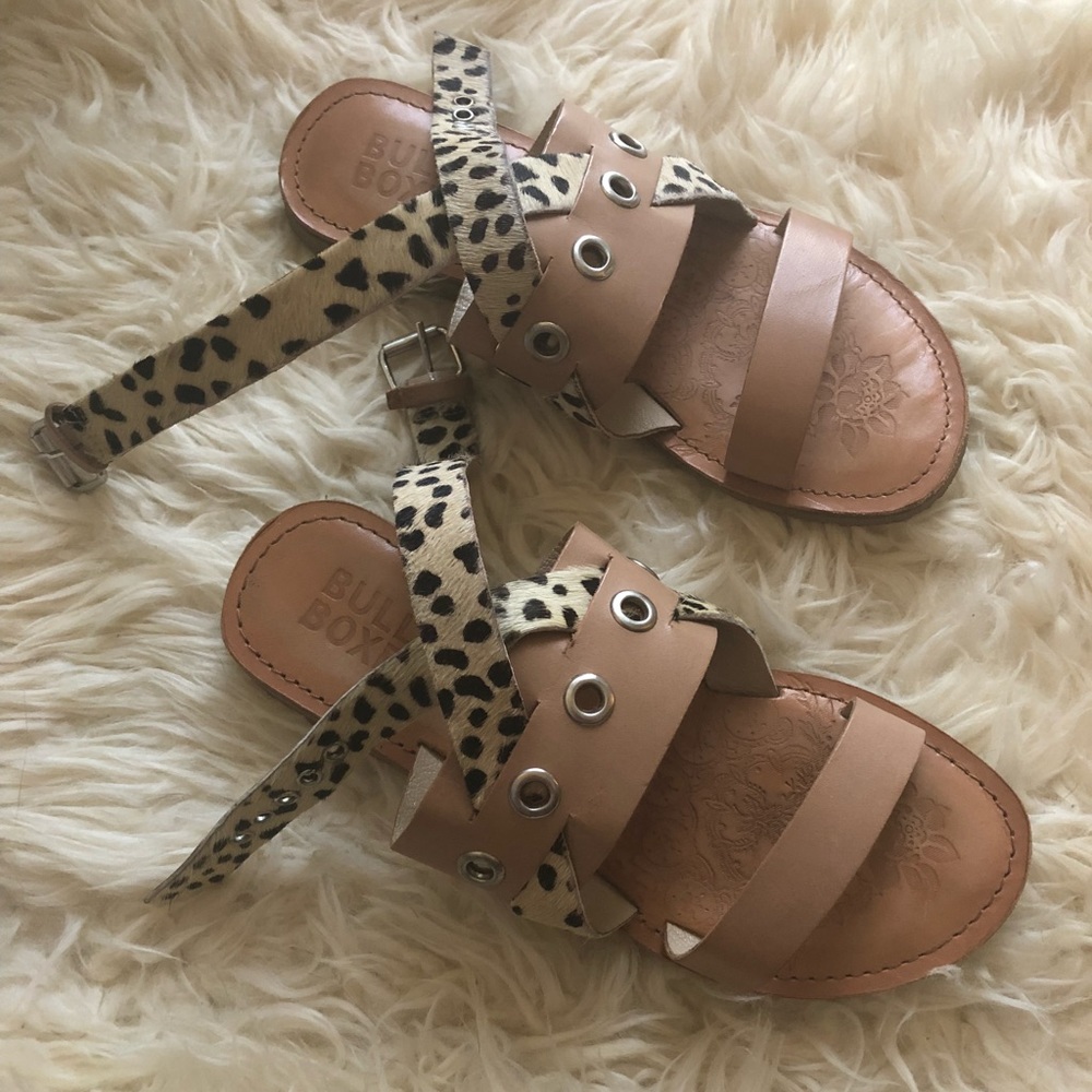 Genuine leather sandals